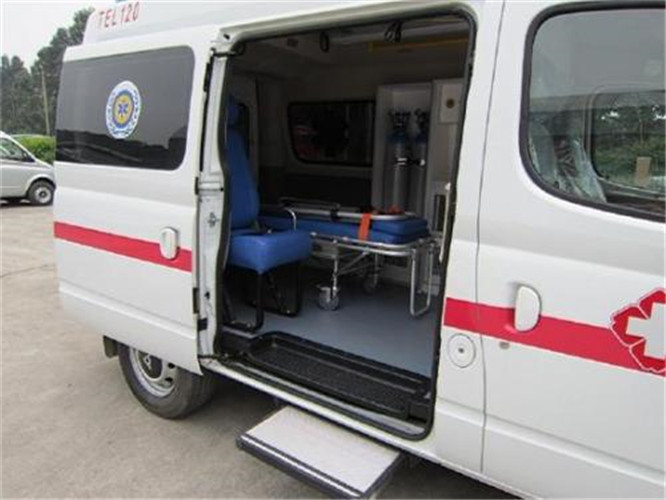 望谟救护车出租服务案例7